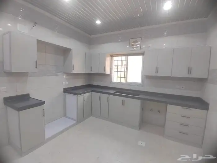 تفصيل دواليب مطابخ صاج المنيوم خشب 9