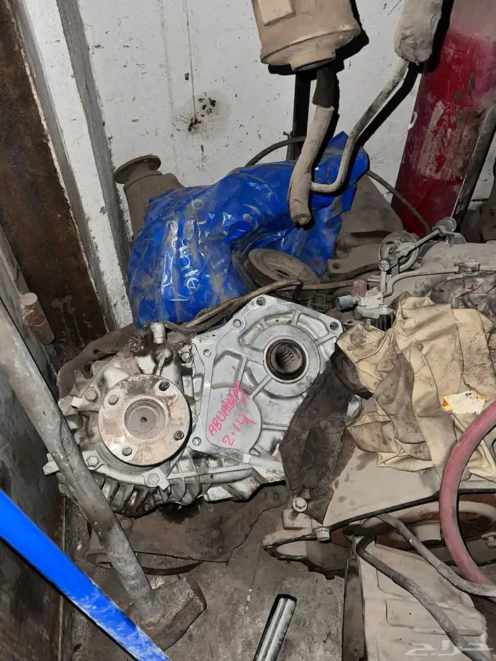 سلام عليكم ياعيال عندي قطع جيب ربع عندي طارة جيب ربع 16