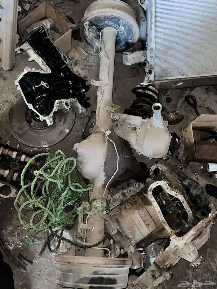 سلام عليكم ياعيال عندي قطع جيب ربع عندي طارة جيب ربع 18