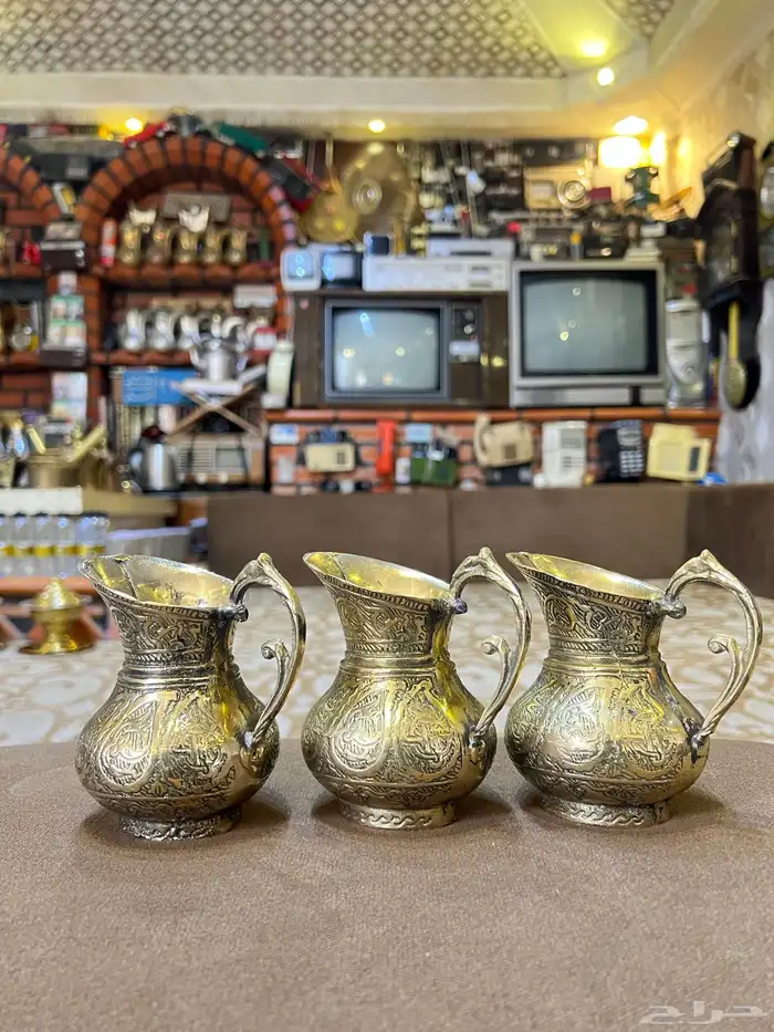 جيك او دورق نحاس اصفر صغير 2