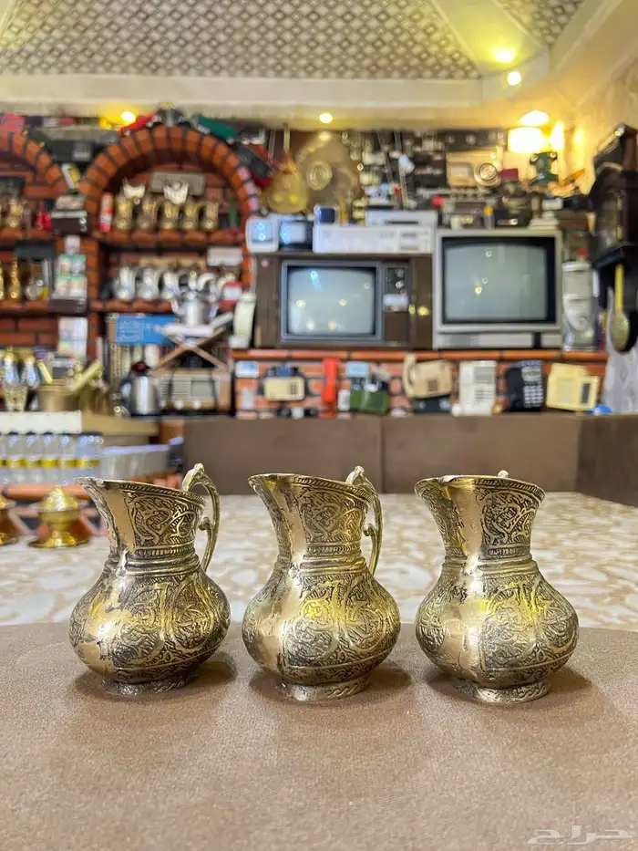 جيك او دورق نحاس اصفر صغير 3