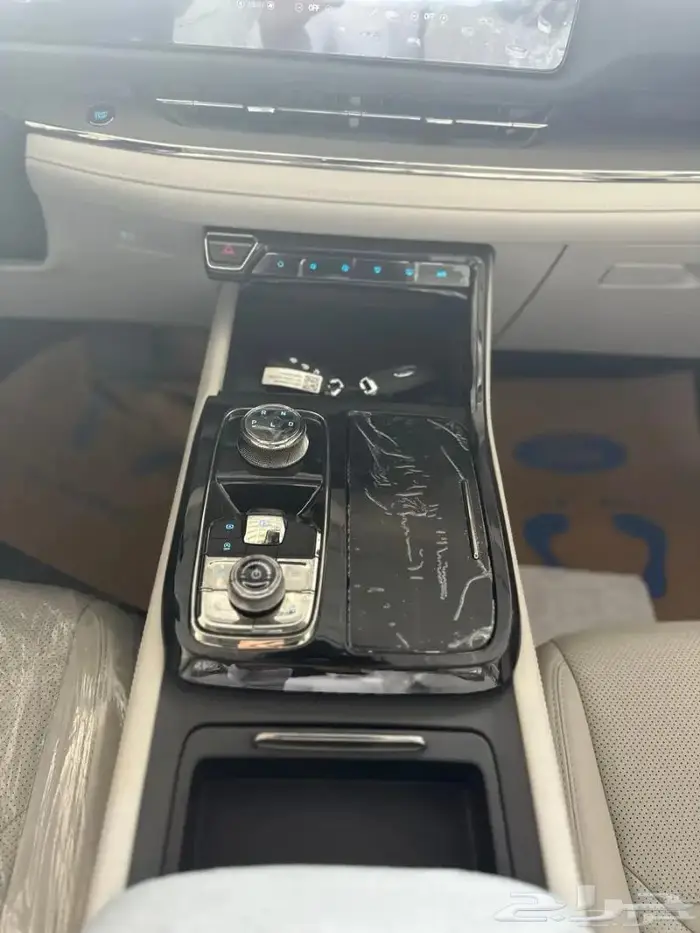 فورد تيريتوري ترند ابيض 2024 3