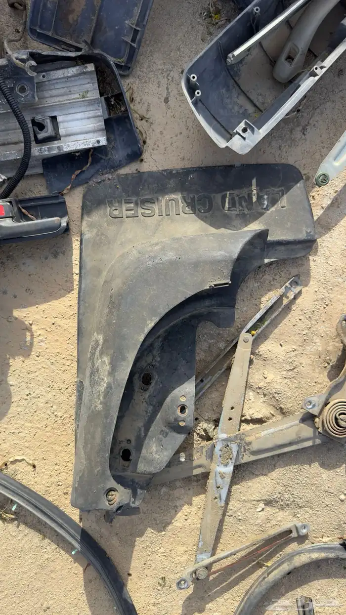 قطع لاندكروزر 90 -91-92-93-94-95-96 7