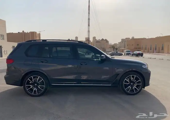 BMW X7 موديل2022 فل كامل ناغي 13