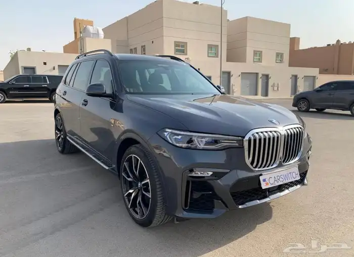 BMW X7 موديل2022 فل كامل ناغي 12