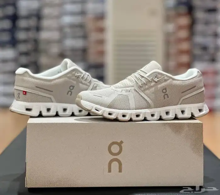 shoes ماركة كلاود اون رانينغ 42