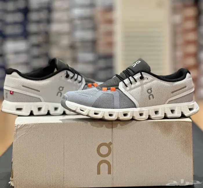 shoes ماركة كلاود اون رانينغ 40