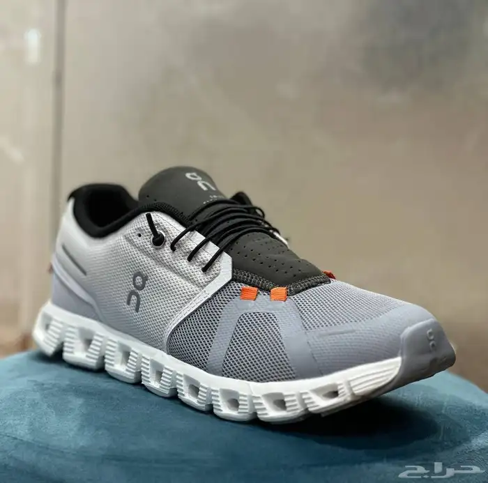 shoes ماركة كلاود اون رانينغ 28