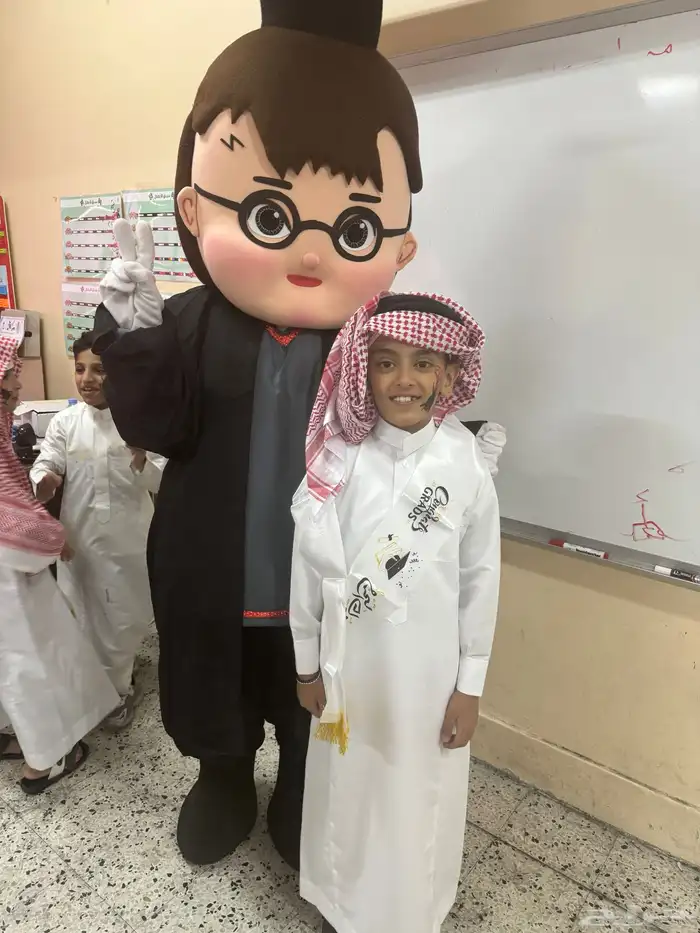 مهرجه لحفلات الاطفال والتخرج وشخصيات كرتونيه 3