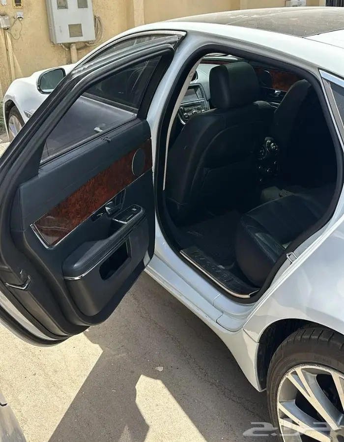 جاكوار XJL للبيع 10