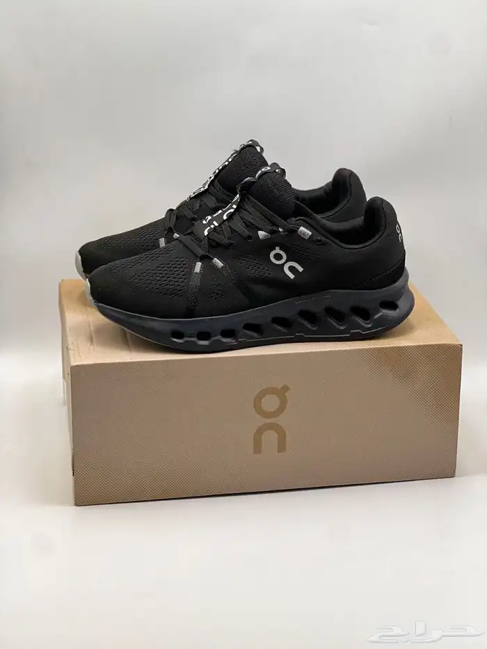 shoes ماركة كلاود اون رانينغ 76