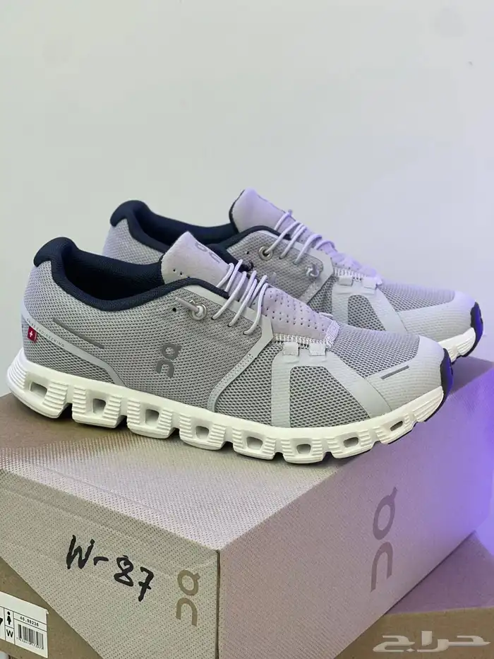 shoes ماركة كلاود اون رانينغ 15
