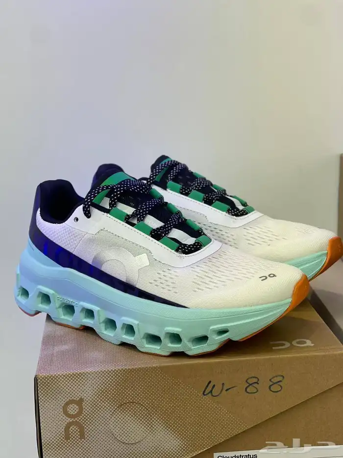 shoes ماركة كلاود اون رانينغ 12