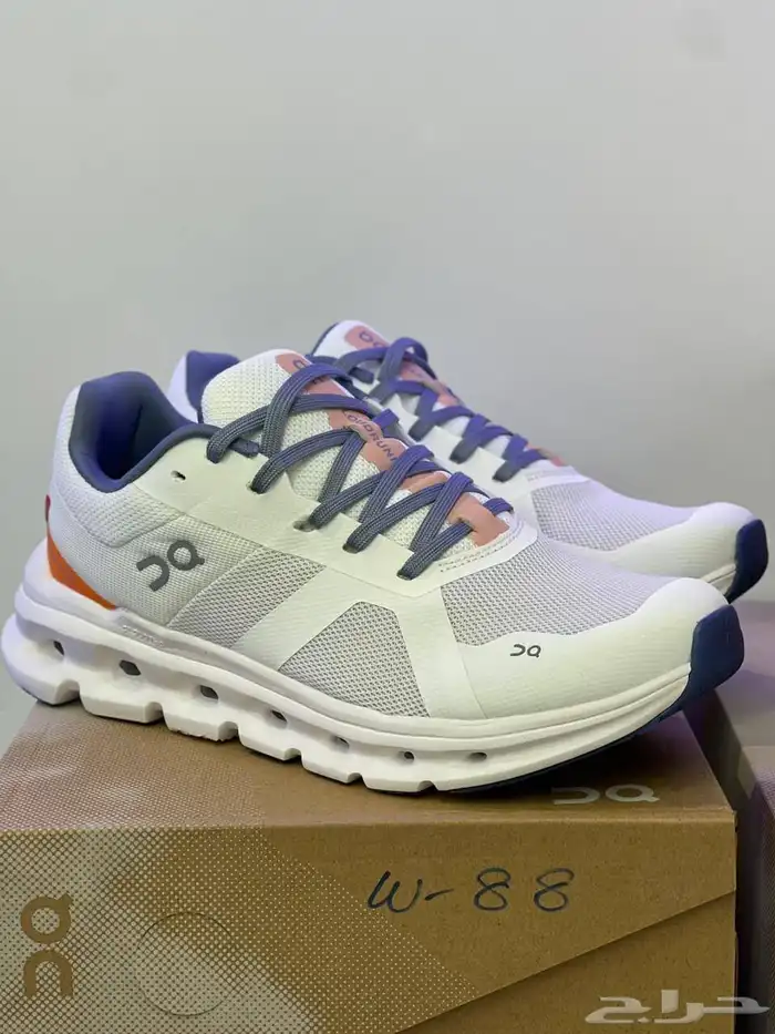 shoes ماركة كلاود اون رانينغ 13
