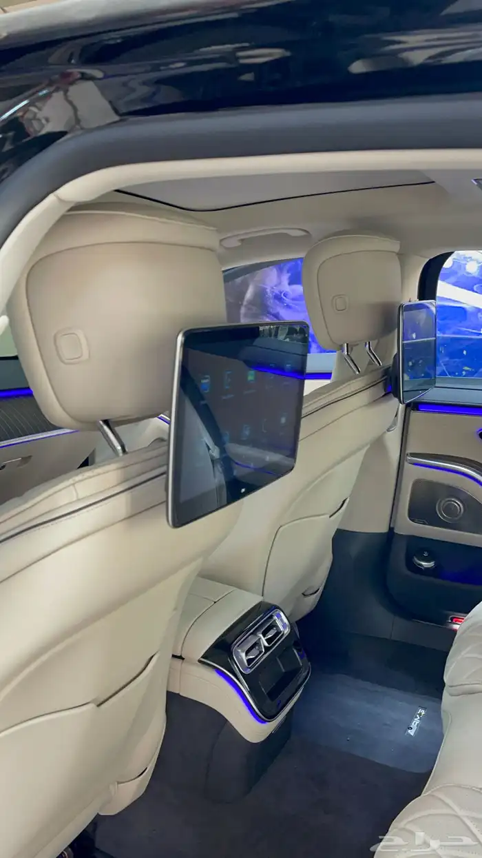 شاشات مراتب خلفيه للجوهره مرسيدس S580 9
