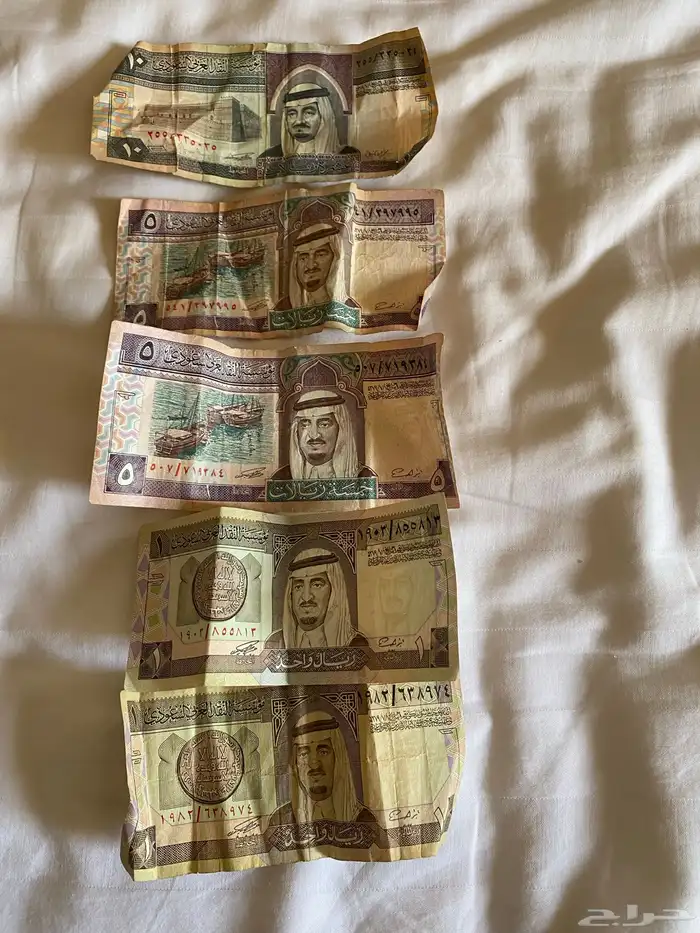 عملات 0