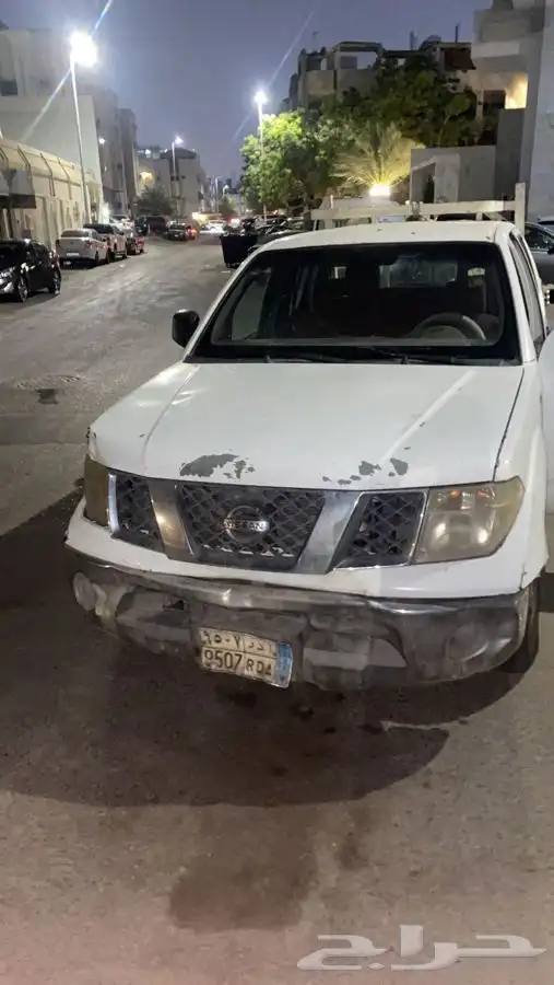 نيسان نافارا 9