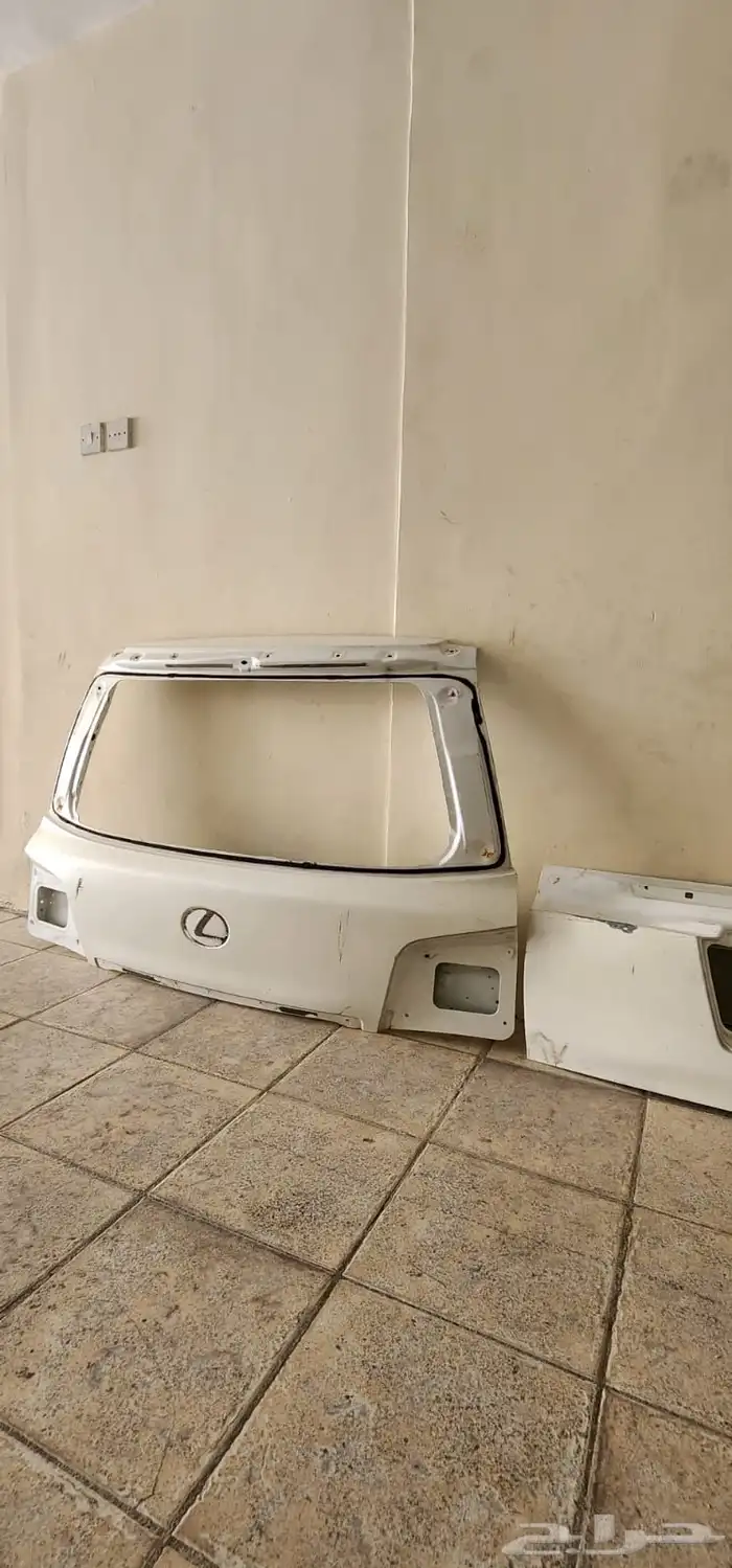 باب شنطه جيب لكزز 2015 0