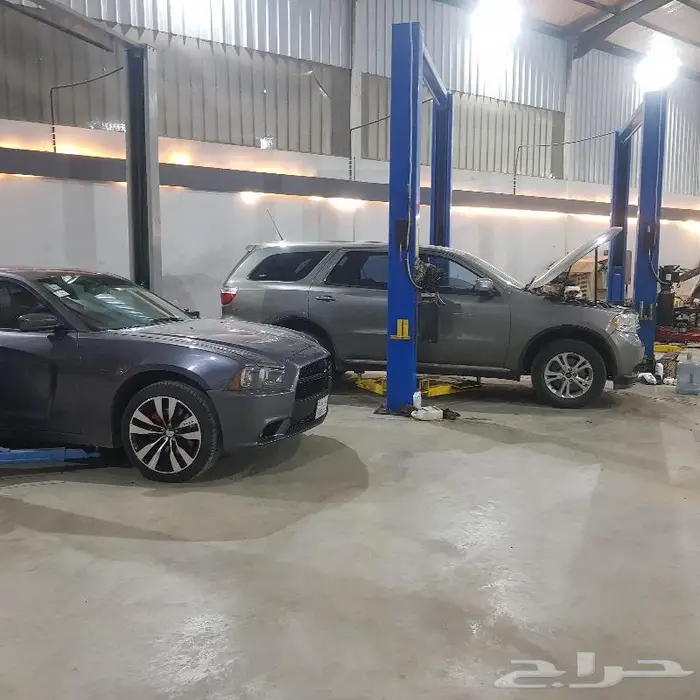 صيانةتوضيب وتبديل تكايات تشارجر كرايزلر جراند شروكي 2014 11