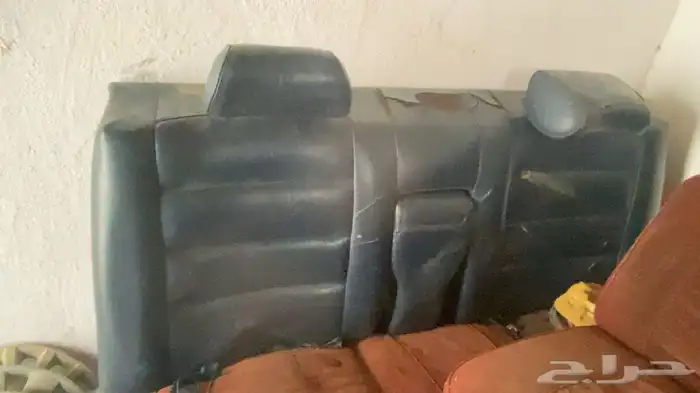 قطع مرسيدس 560 8