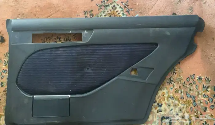 قطع مرسيدس 560 5