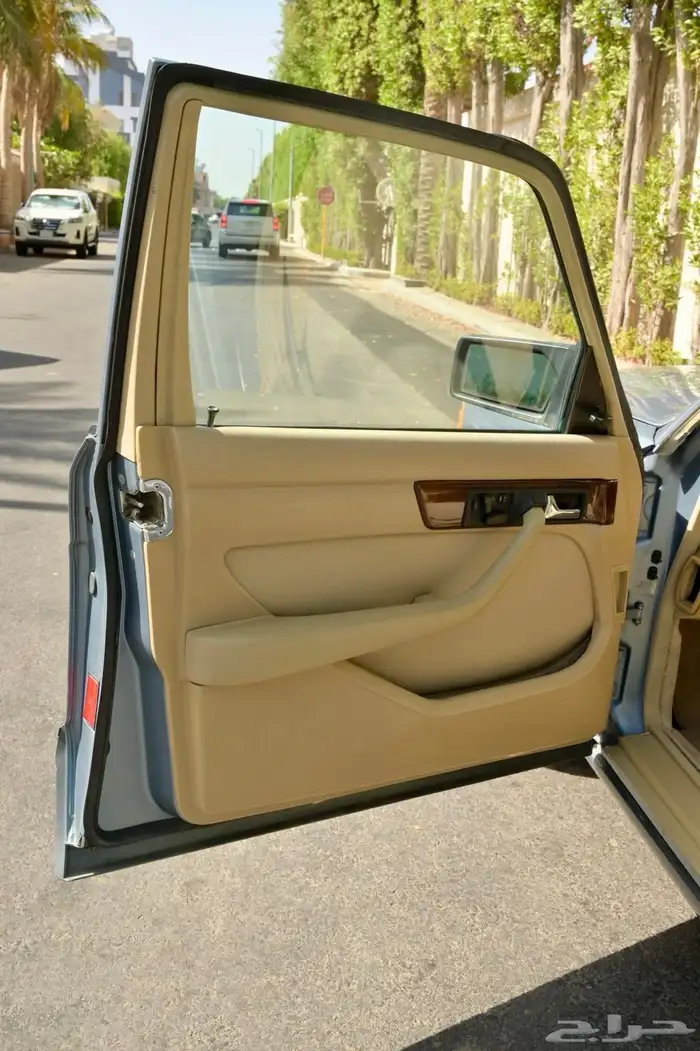 Mercedes Benz 560 SEL 1987 65