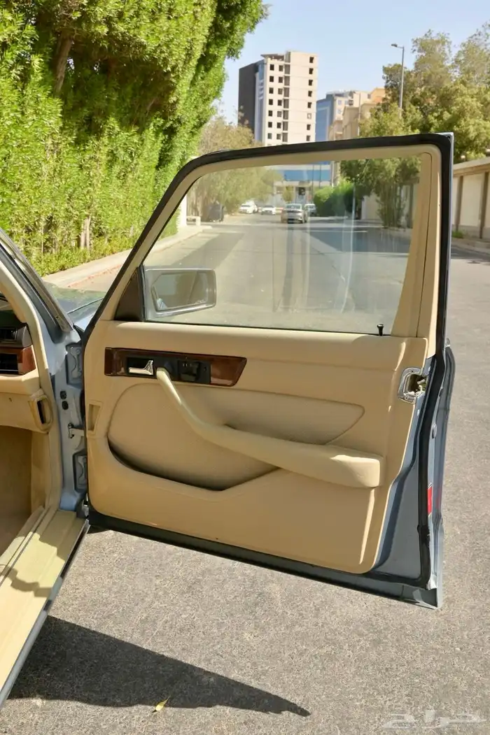 Mercedes Benz 560 SEL 1987 62