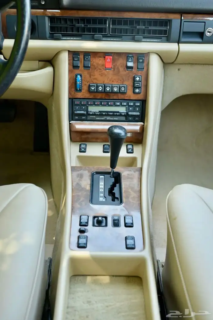 Mercedes Benz 560 SEL 1987 46