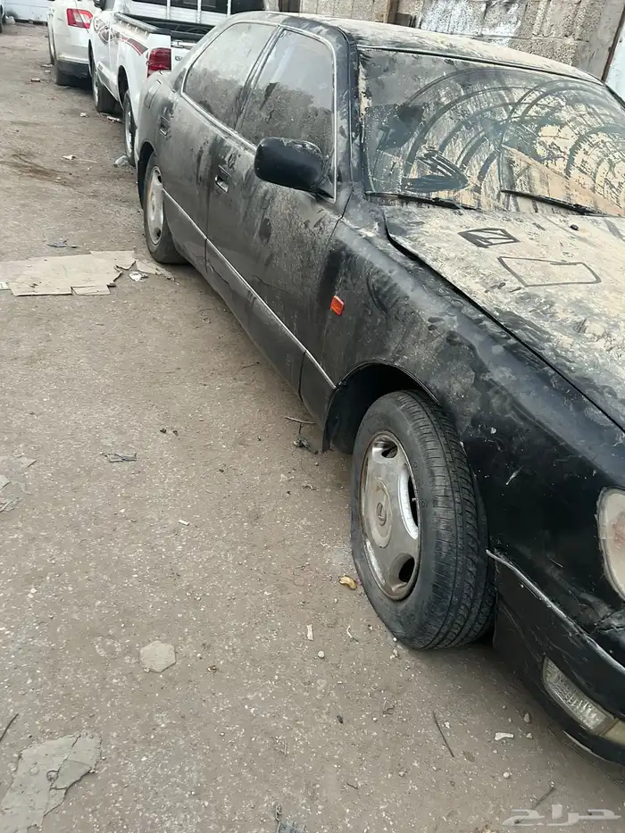 للبيع قطع غيار لكزس 1999 3