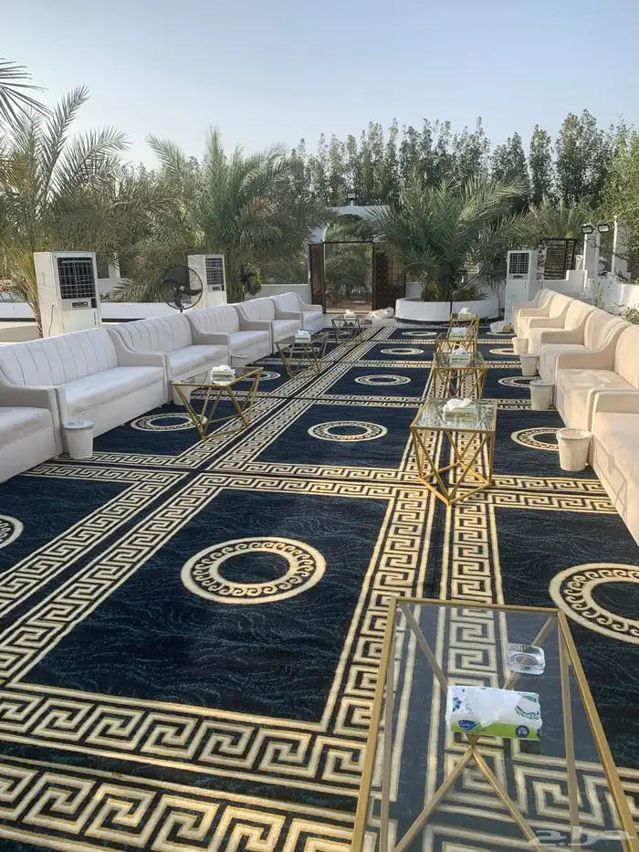 كنب وكراسي وطاولات. للايجار 15