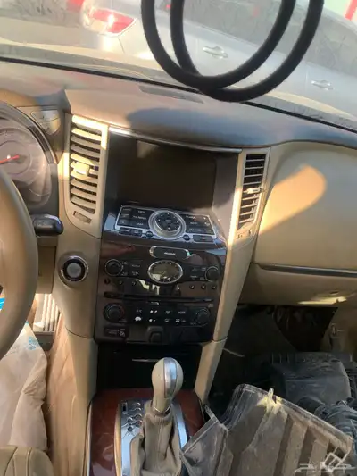 للبيع قشرة طبلون لون بيج وكالة fx35 Qx70 0