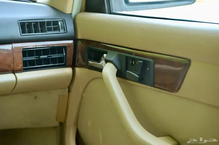 Mercedes Benz 560 SEL 1987 41