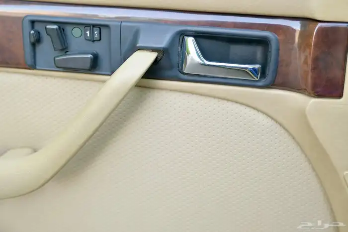 Mercedes Benz 560 SEL 1987 37