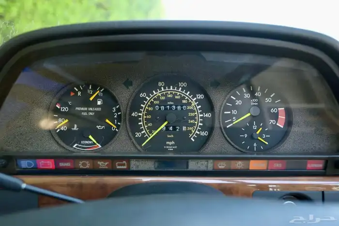 Mercedes Benz 560 SEL 1987 44