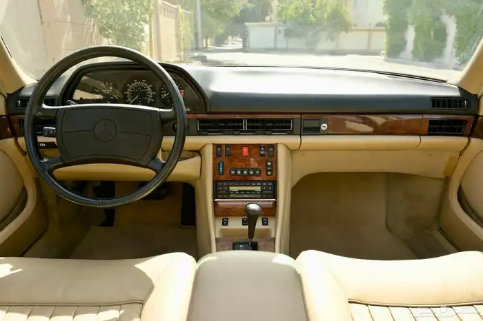 Mercedes Benz 560 SEL 1987 52