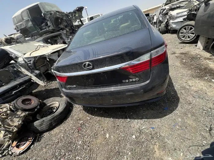 لكزس ES350 تشليح قطع غيار فقط 4