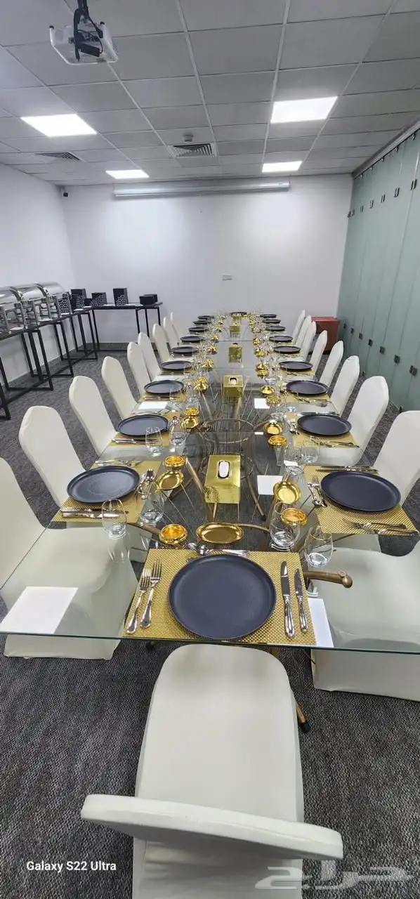 كنب وكراسي وطاولات. للايجار 12