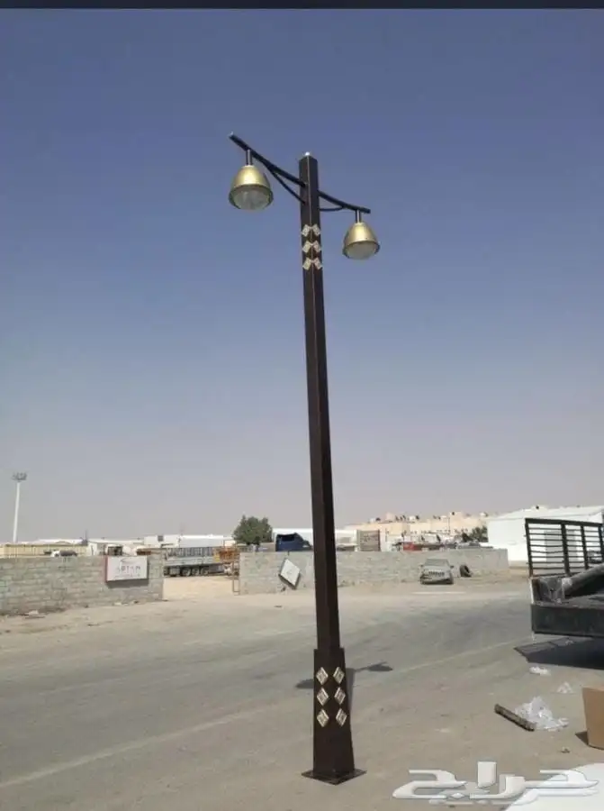 اعمدة وانارة قواعد خرسانيه  كراسي  سله مهملات  اعمدة ديكوري 17