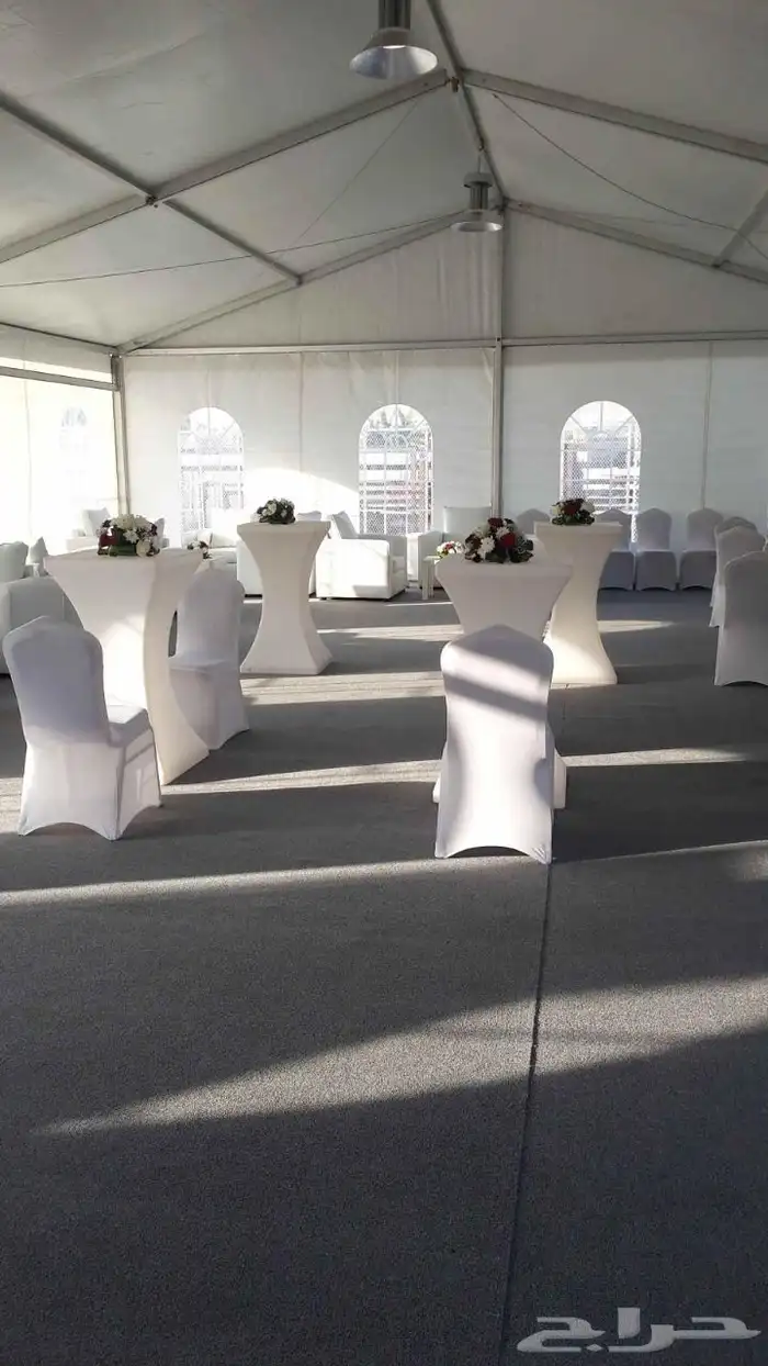 كنب وكراسي وطاولات. للايجار 2