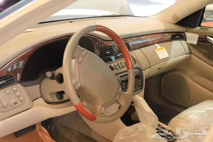كاديلاك ديفيل دي تي اس 2000 Cadillac DeVille DTS أصفارمخزنة 9