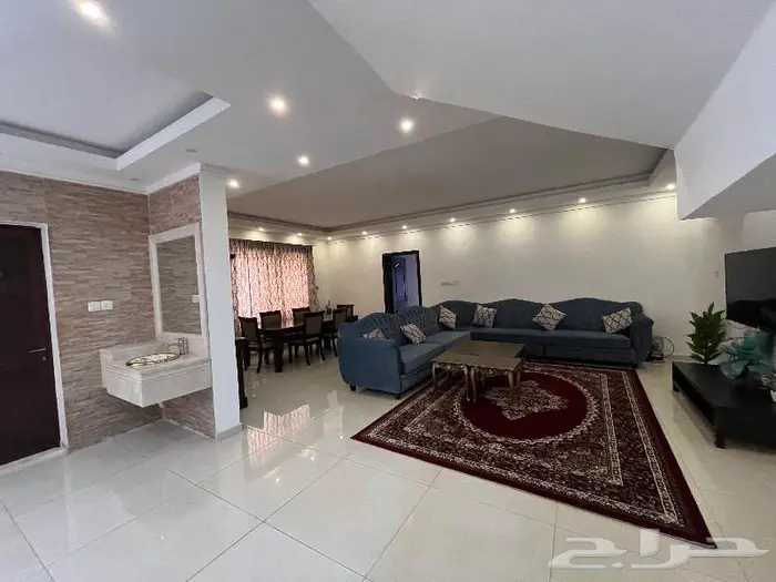 فيلا متصله مساحه 360 حي العروبه( الشمالي )( مسكون من المالك) 9