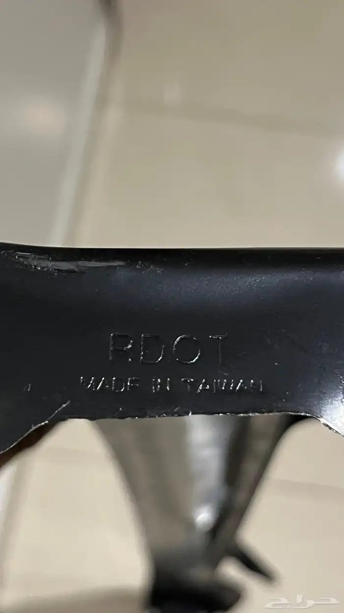 صاجه تحت الصدام هايلكس 79-83 3