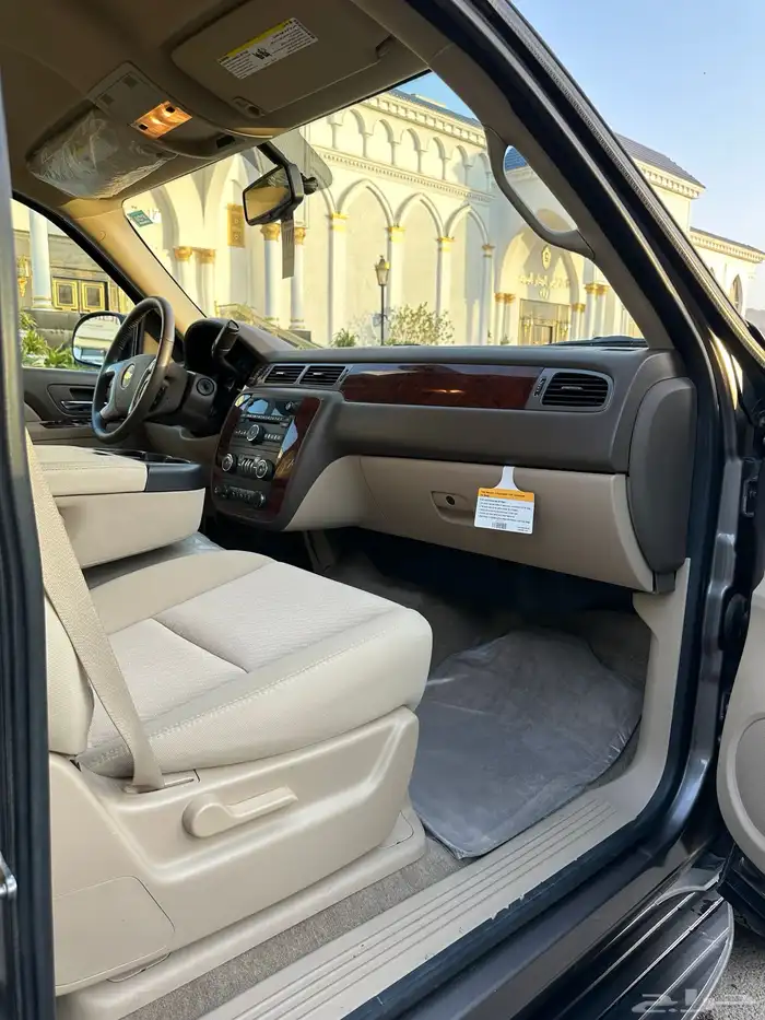 ( مباع ) تاهو شفرولية 2012 وكالة لهواة النظيف 40