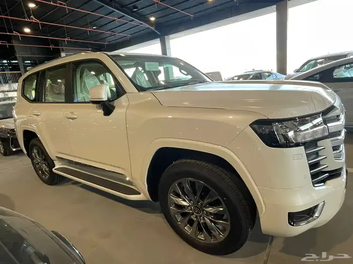لاندكروزر ال 4 موديل 2025 1