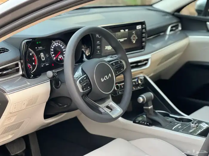 تأجير سيارات اقتصادية في دبي بأنسب الاسعار و احدث الموديلات 5