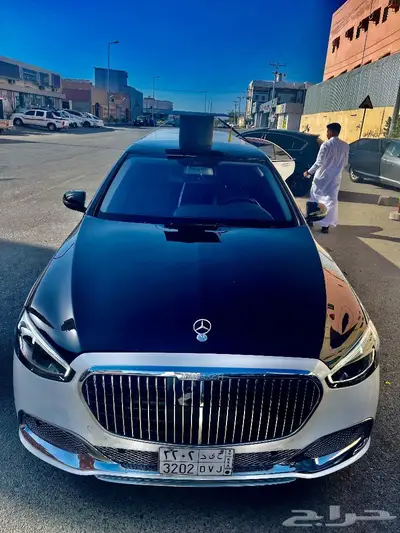 ليموزين مميزة vip انواعها الوحيدة في مملكة مايباخ رولز 0
