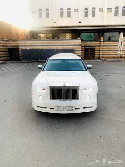 ليموزين مميزة vip انواعها الوحيدة في مملكة مايباخ رولز 40