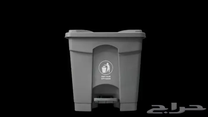 براميل نفايات بلاستيكية بدعسة مع كفرات 1