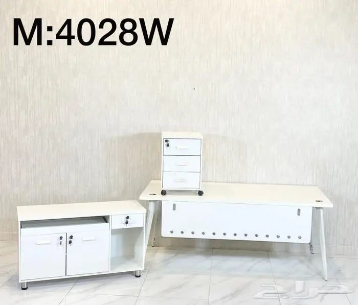 اثاث مكتبي جديد 1