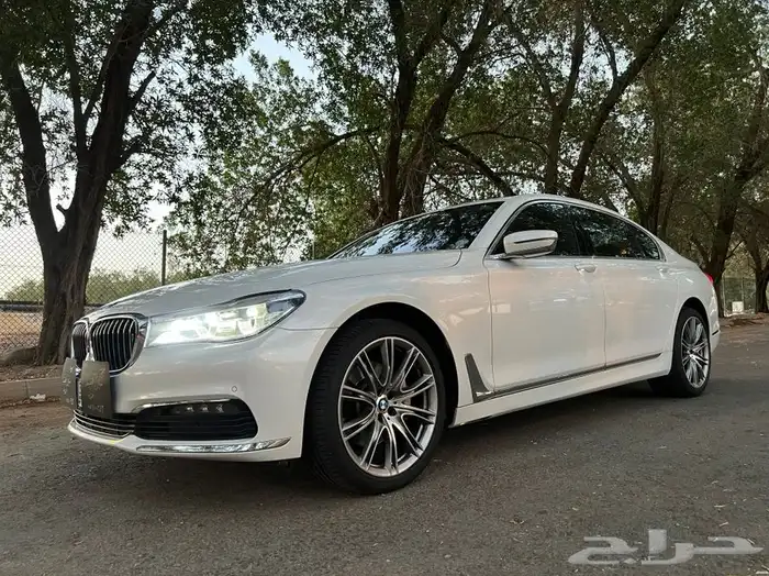 عداد 130 الف كم 730 BMWخليجي 37